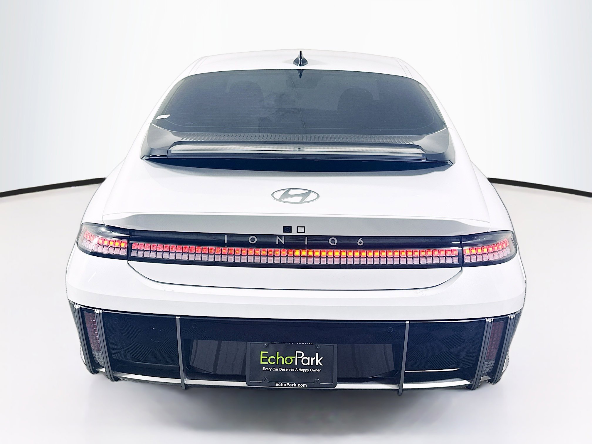 Used 2024 Hyundai Ioniq 6 SEL RWD image 7