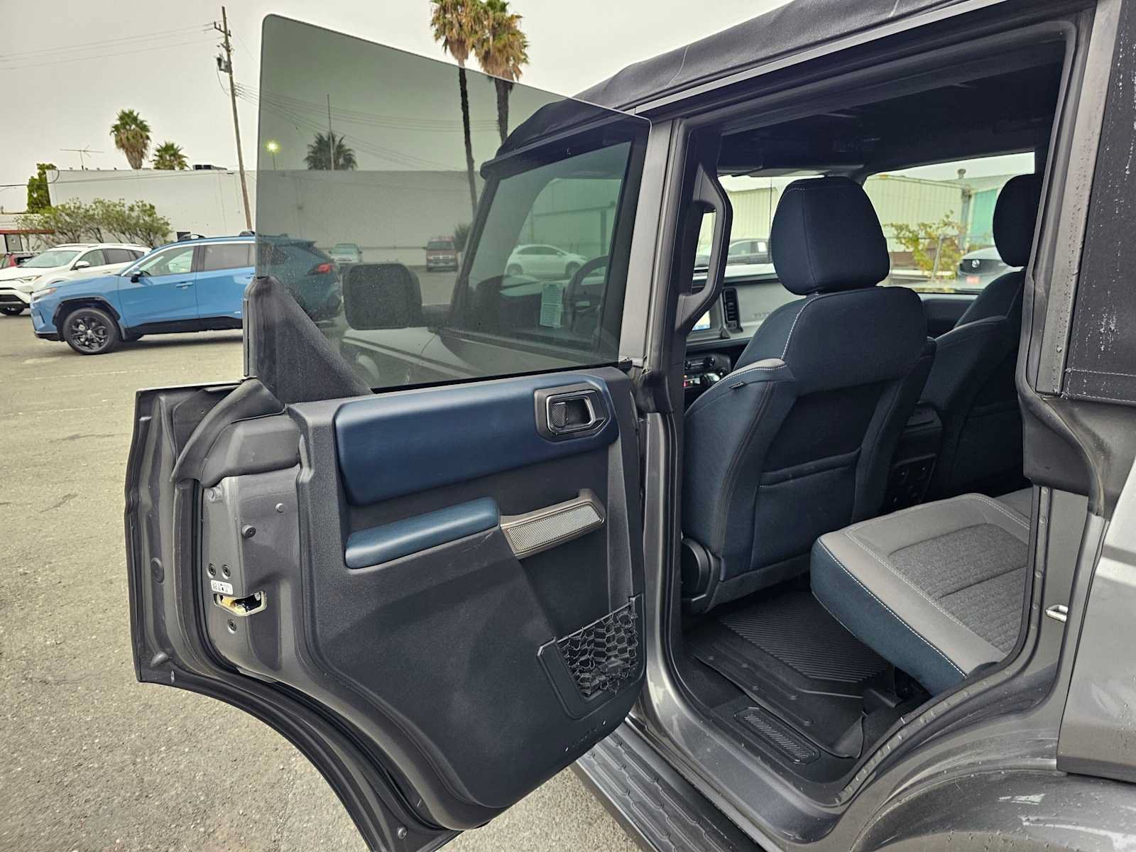 Used 2023 Ford Bronco Outer Banks AWD/4WD image 15