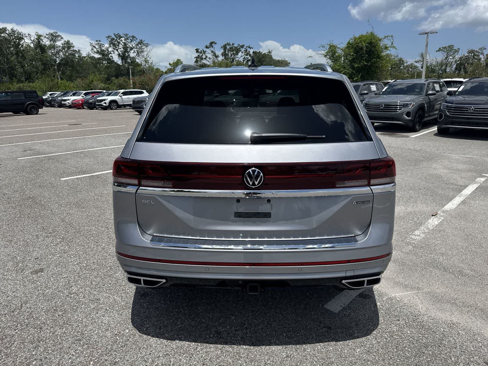 Used 2026 Volkswagen Atlas SEL Premium R-Line AWD/4WD image 13
