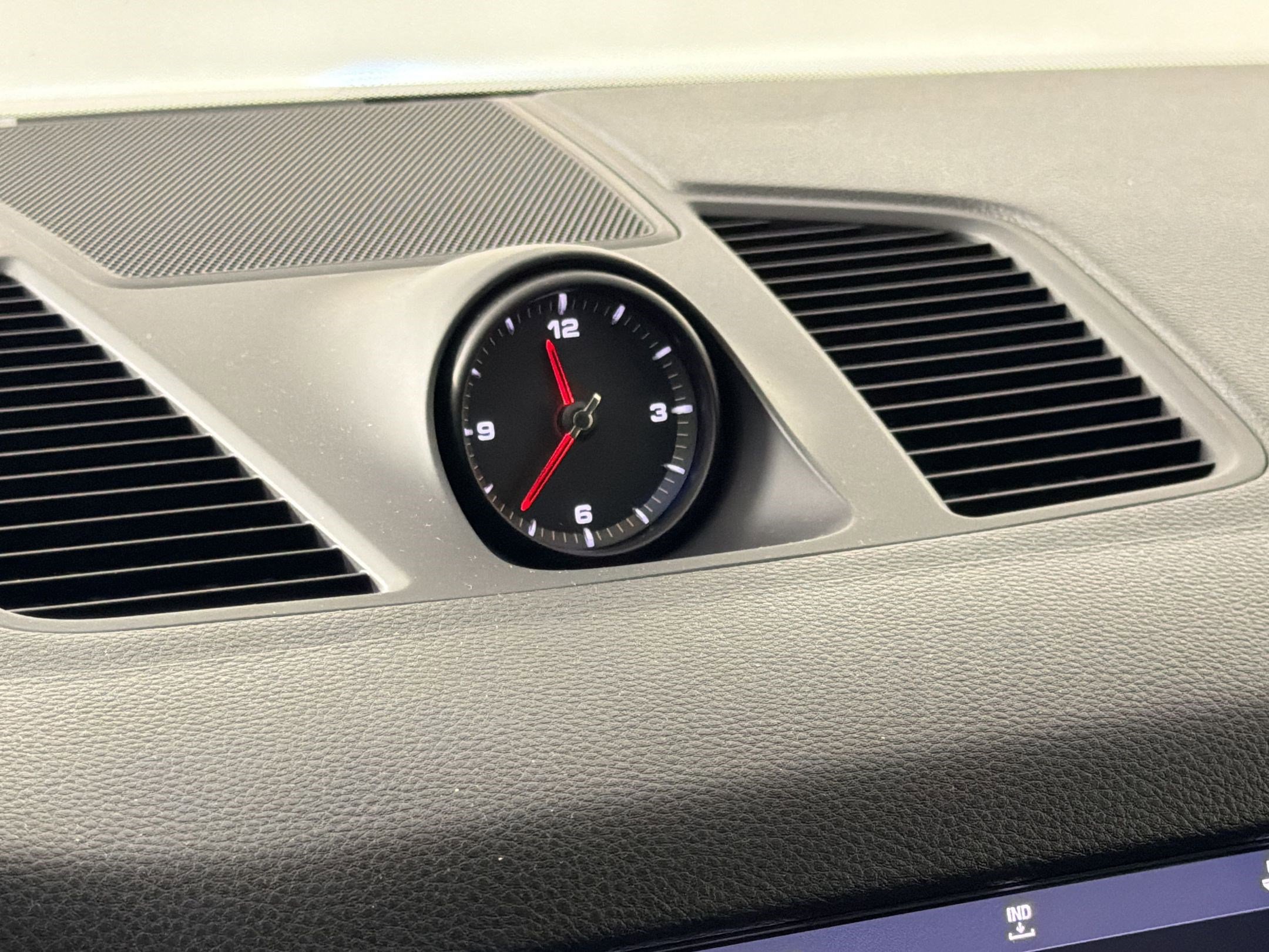 Certified 2019 Porsche Cayenne S image 21