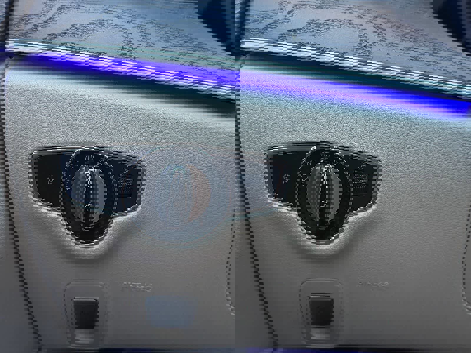 Used 2018 Mercedes-Benz E 300 image 15