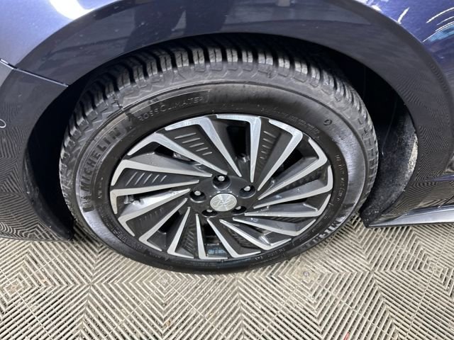 Used 2022 Hyundai Sonata Limited w/ Cargo Package image 10