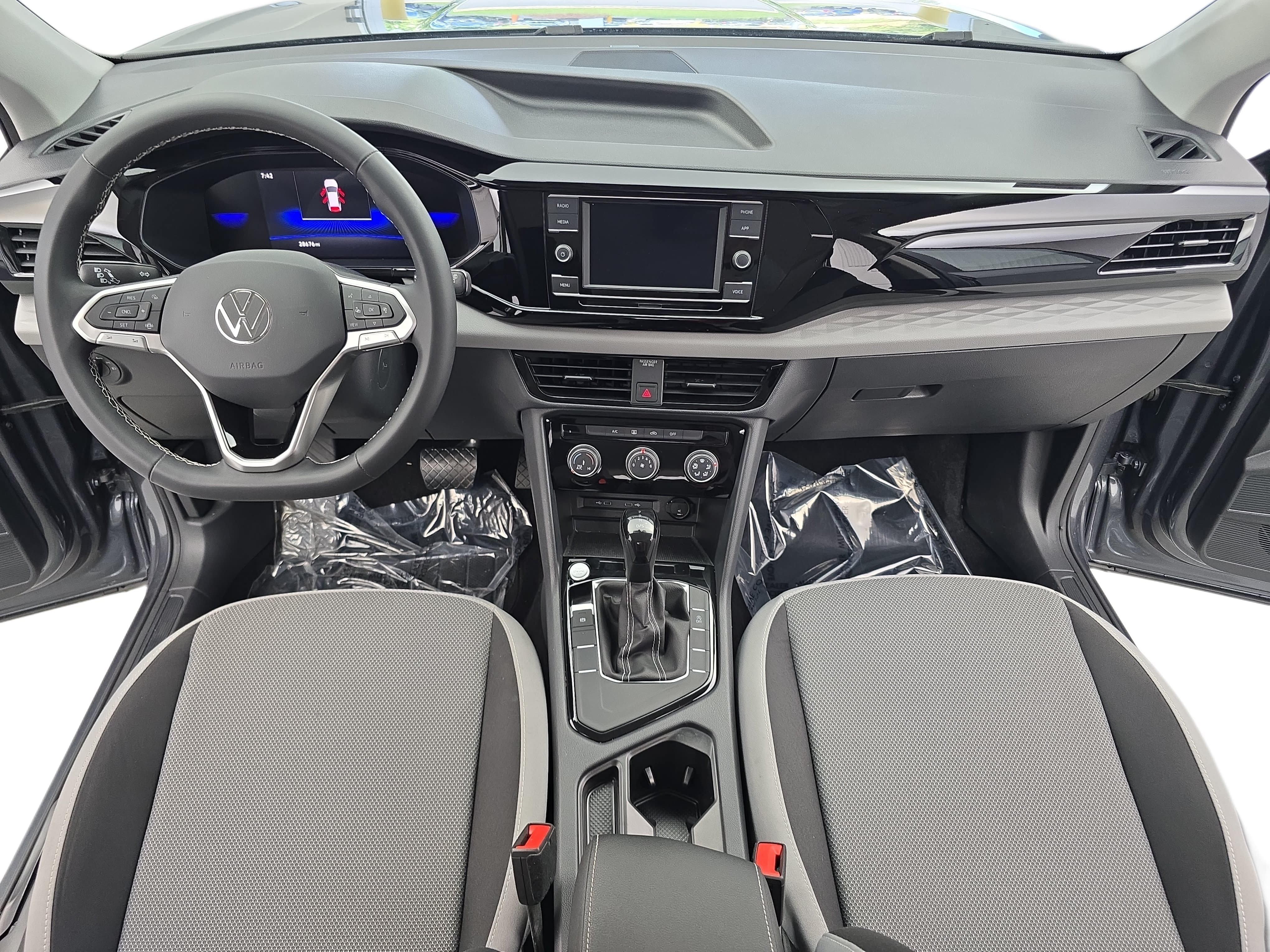 Certified 2023 Volkswagen Taos S FWD image 9
