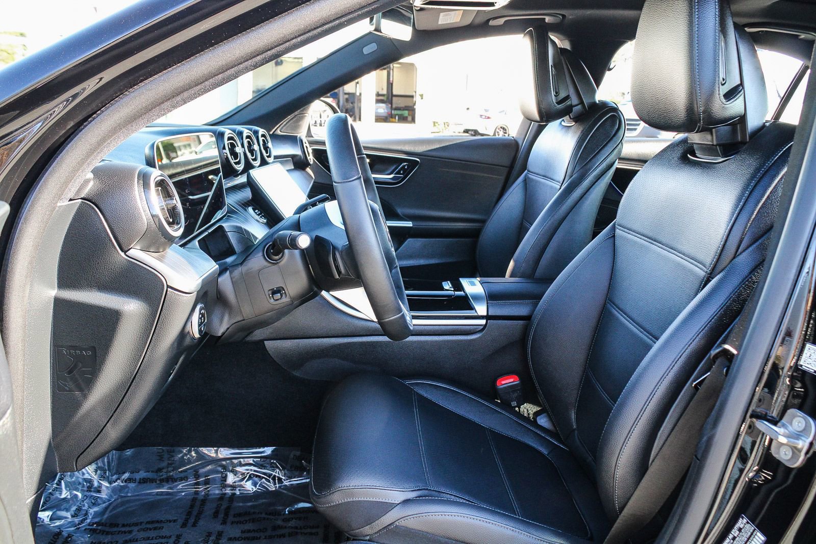 Certified 2025 Mercedes-Benz C 300 4MATIC Sedan image 17