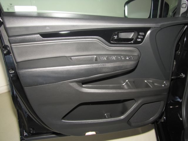 Certified 2022 Honda Odyssey Touring image 11