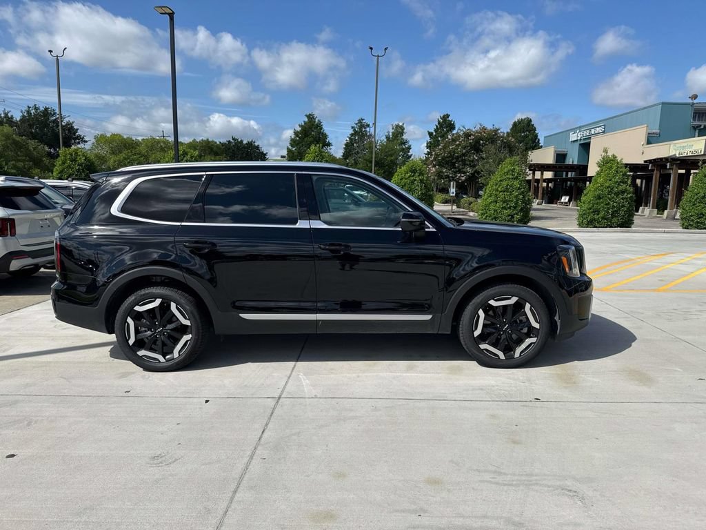 New 2025 Kia Telluride EX w/ EX Captain's Chair Package FWD image 10