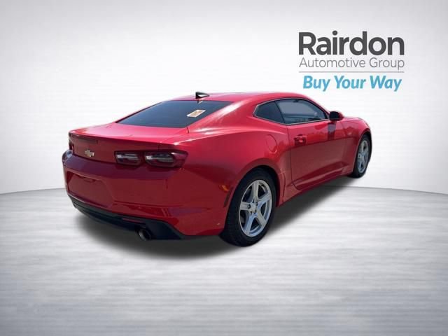 Used 2020 Chevrolet Camaro LT RWD image 13