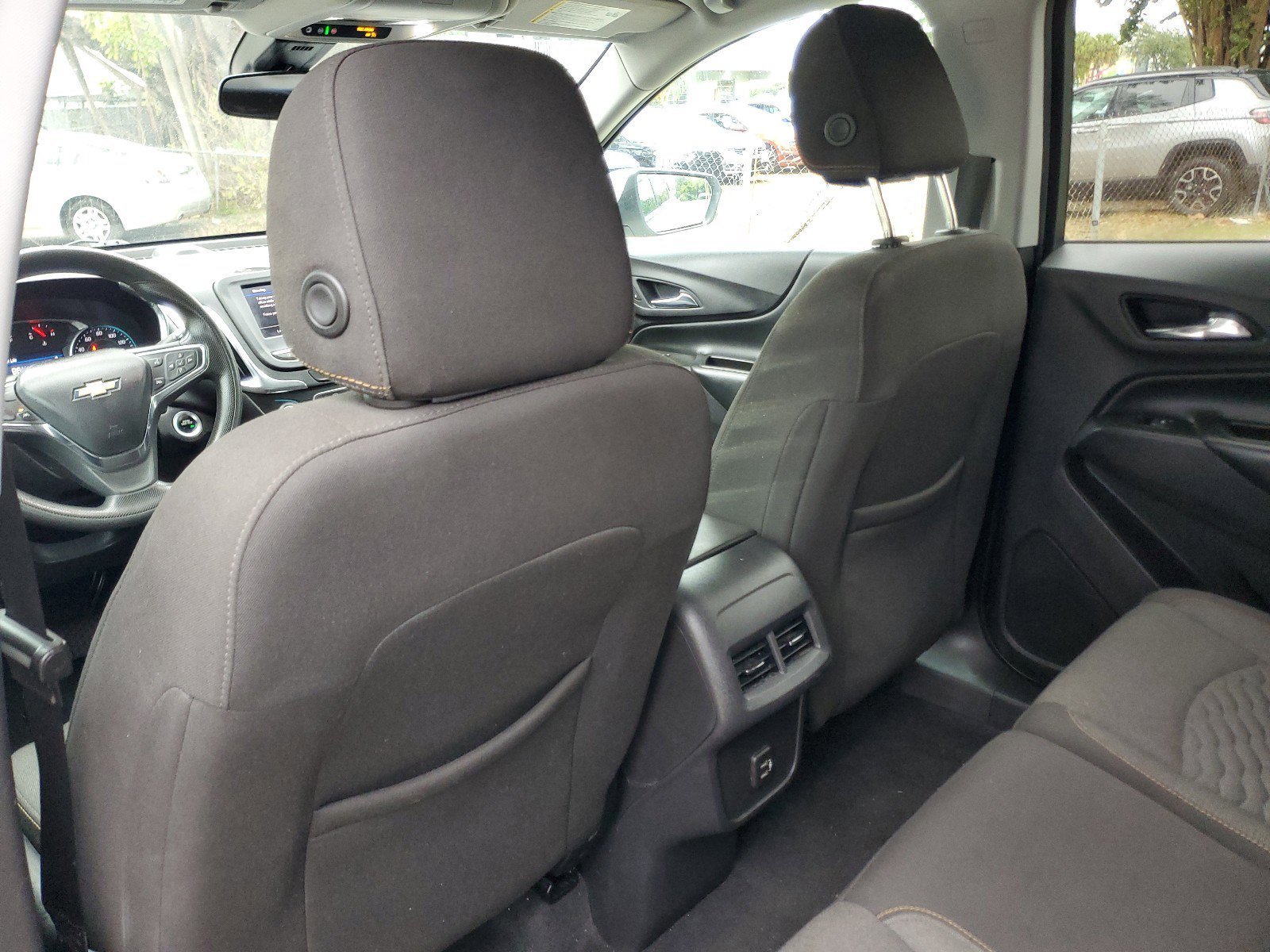 Used 2020 Chevrolet Equinox LT image 12