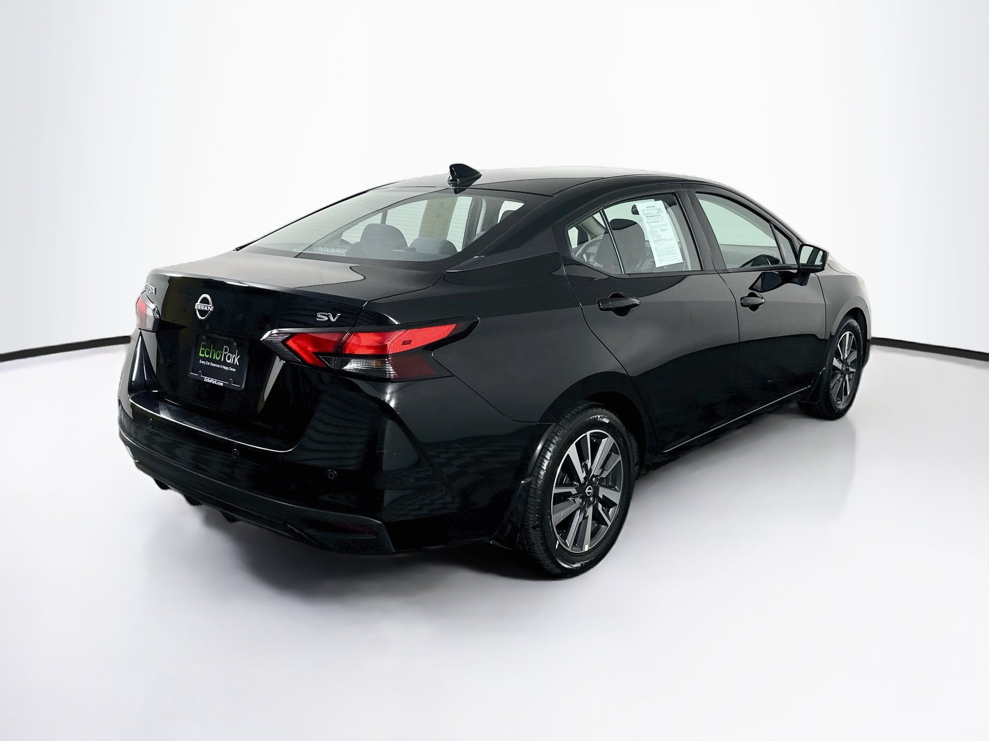 Used 2024 Nissan Versa SV w/ Trunk Package FWD image 9