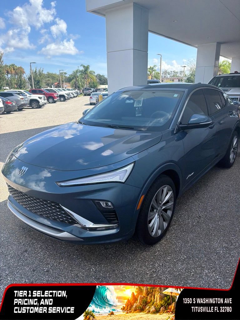 Used 2025 Buick Envista Avenir FWD image 2