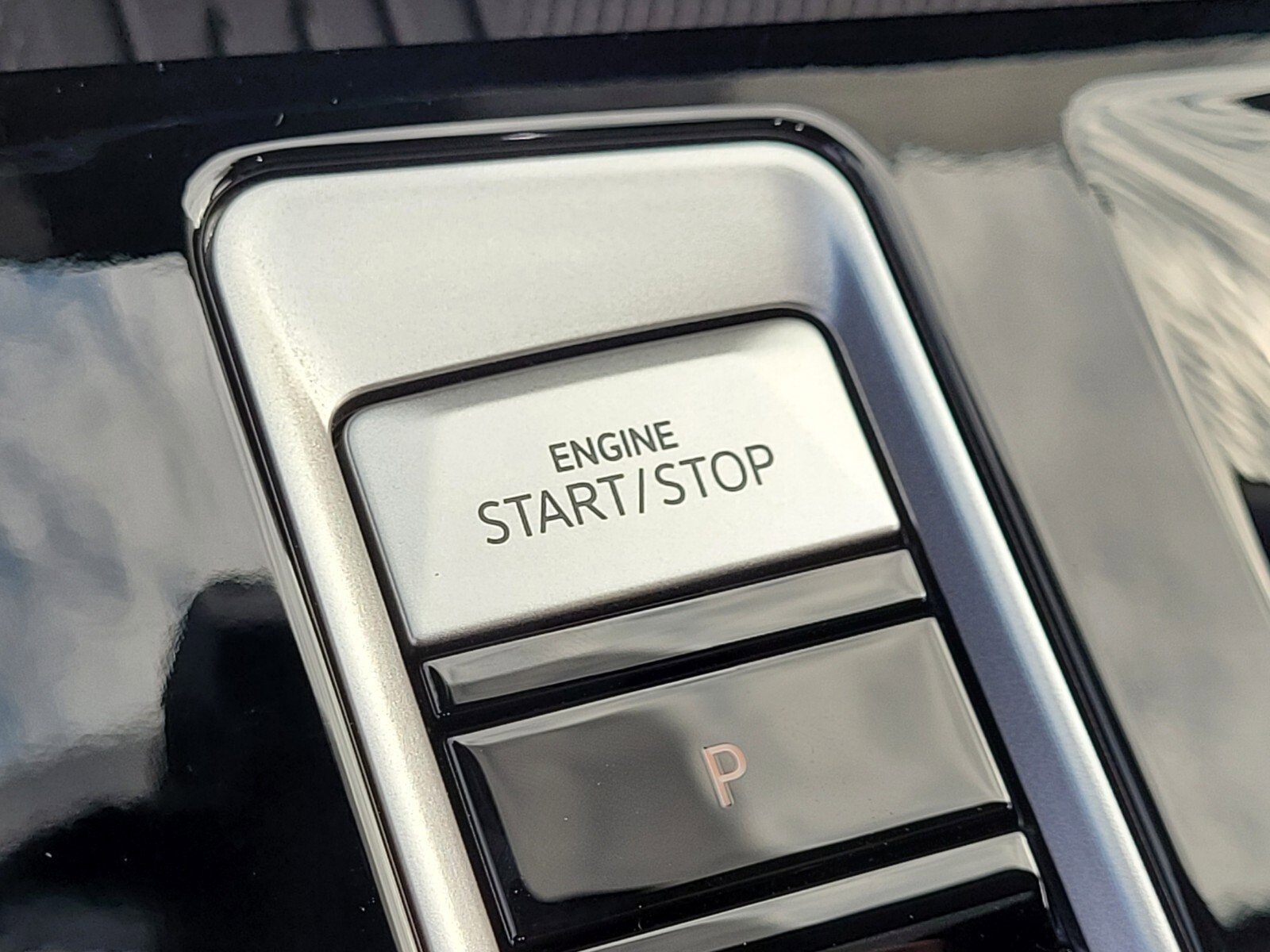 New 2026 Volkswagen Atlas SE image 18