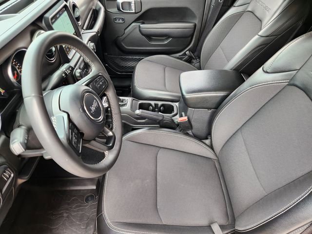 Used 2023 Jeep Gladiator Sport AWD/4WD image 13