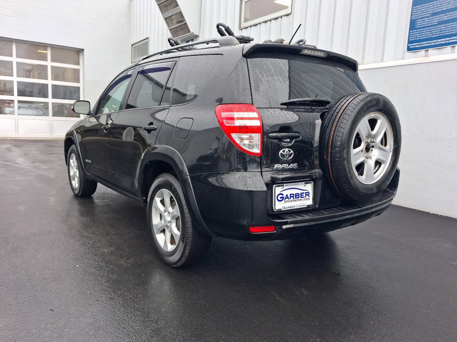 Used 2012 Toyota RAV4 Limited w/ Premium Plus Value Pkg AWD/4WD image 3