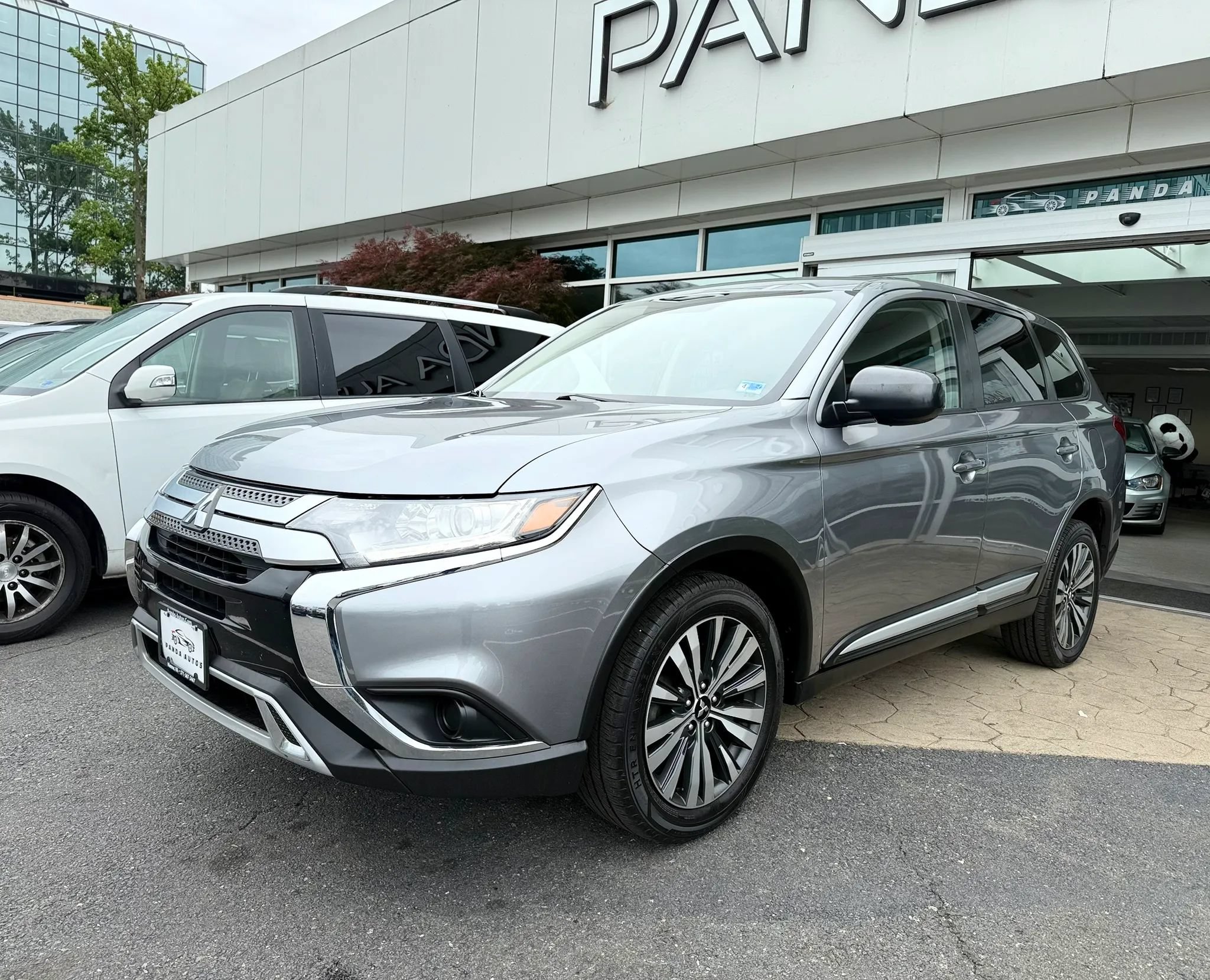 Used 2020 Mitsubishi Outlander ES AWD/4WD image 3