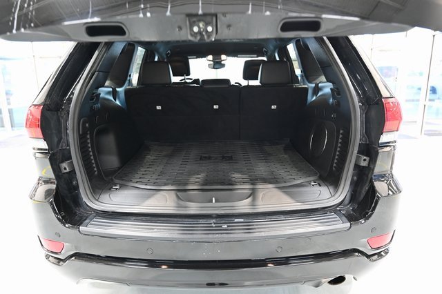 Used 2022 Jeep Grand Cherokee Laredo X image 29