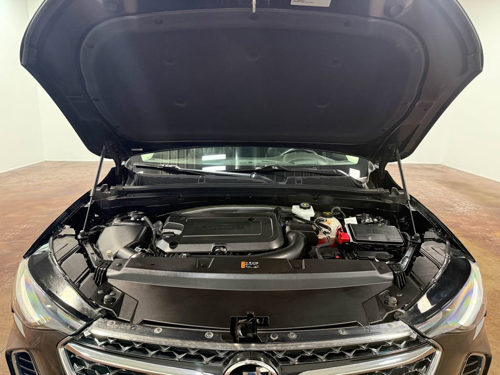 Used 2023 Buick Envision Avenir AWD/4WD image 19