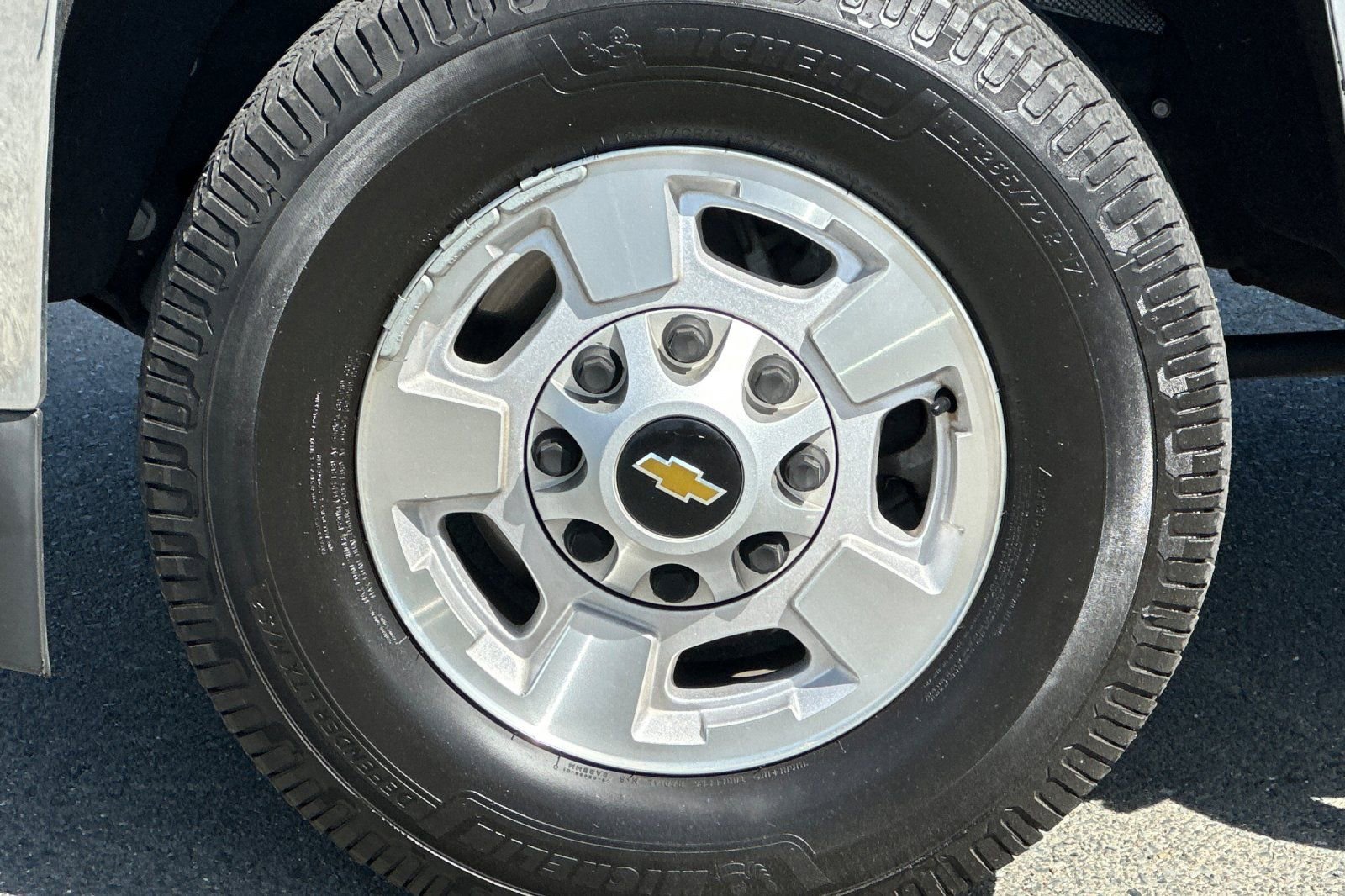 Used 2019 Chevrolet Silverado 2500 LT w/ All Star Edition image 24