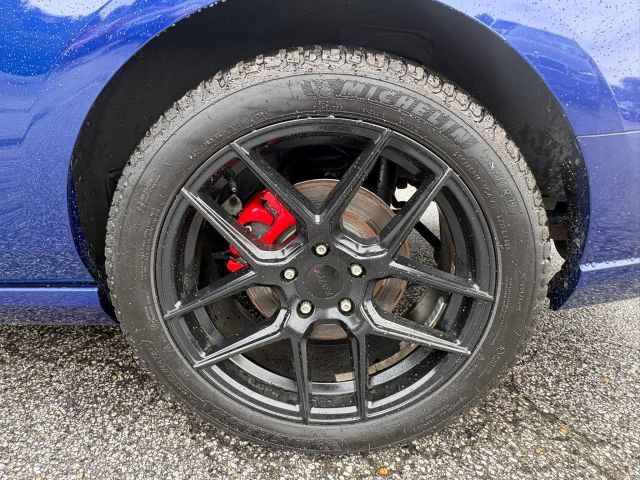 Used 2013 Ford Mustang GT Premium w/ Electronics Pkg RWD image 10