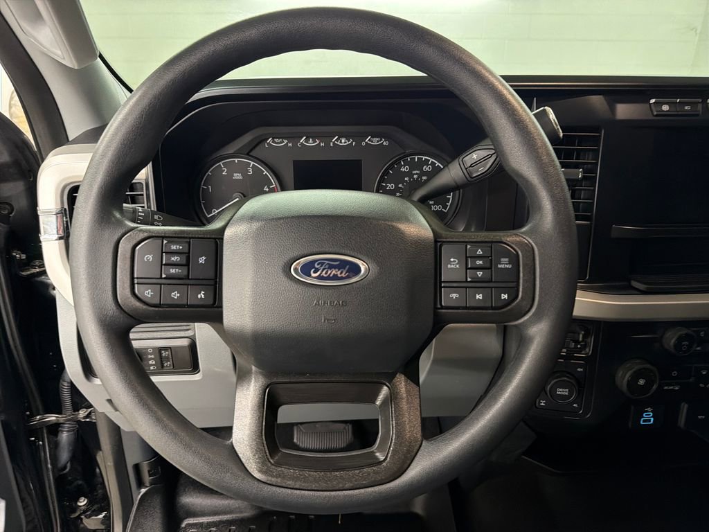 Used 2024 Ford F250 XL w/ STX Appearance Package AWD/4WD image 17