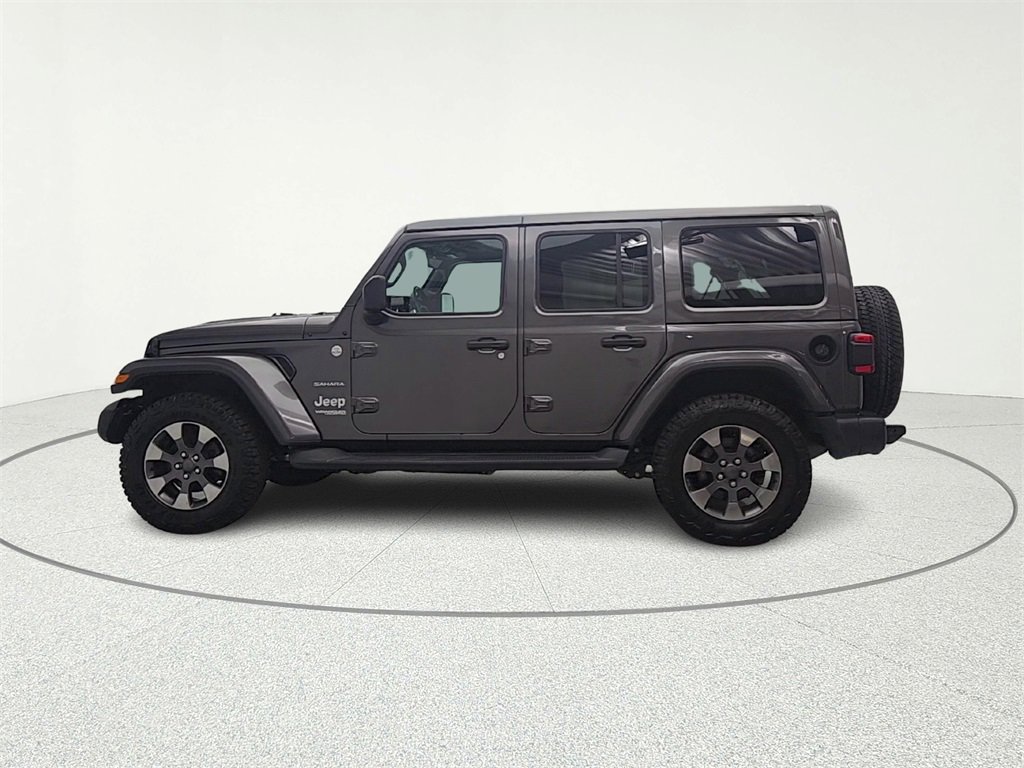 Used 2018 Jeep Wrangler Unlimited Sahara w/ Dual Top Group image 4