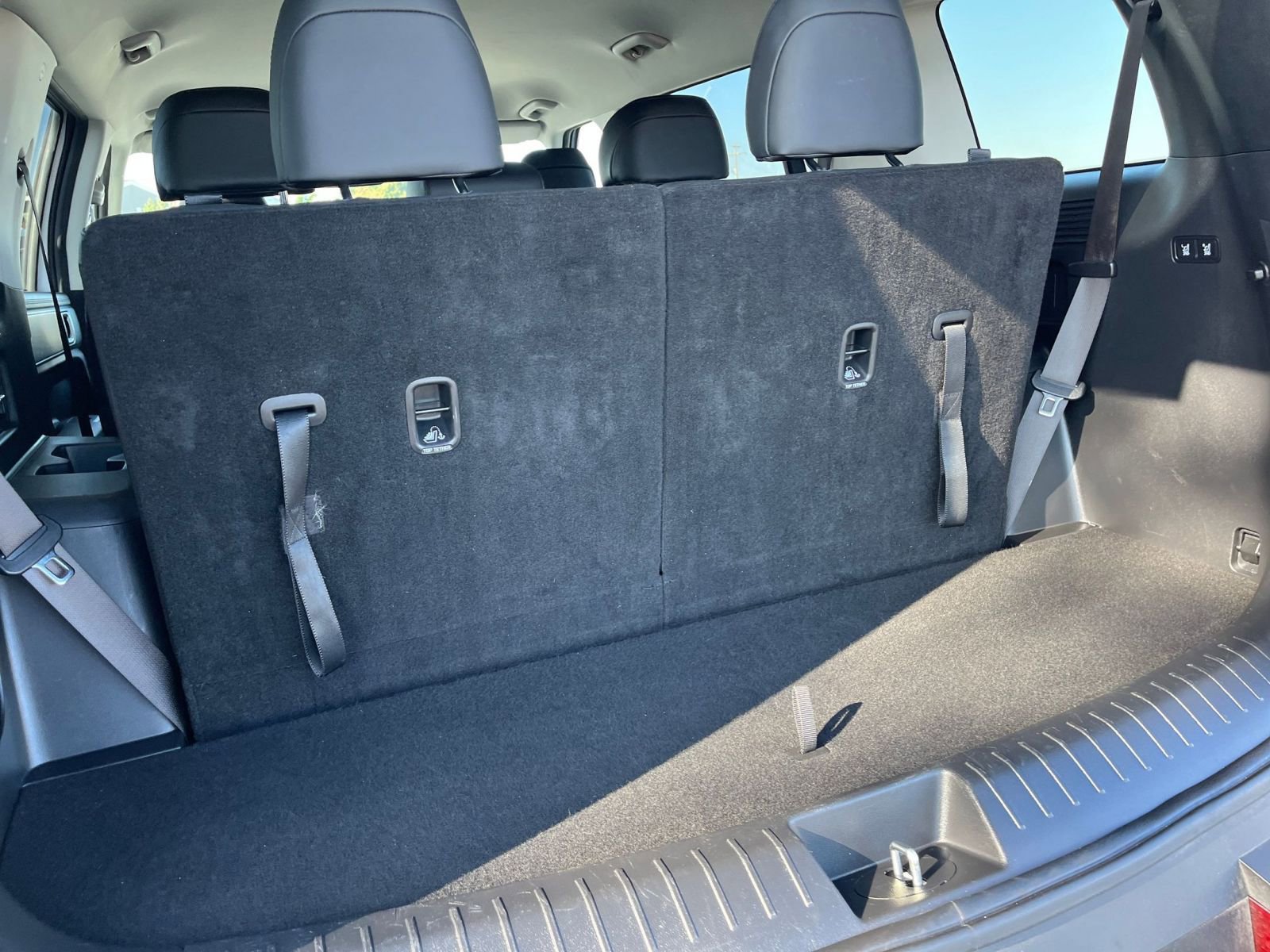 Used 2025 Hyundai Santa Fe SEL image 33