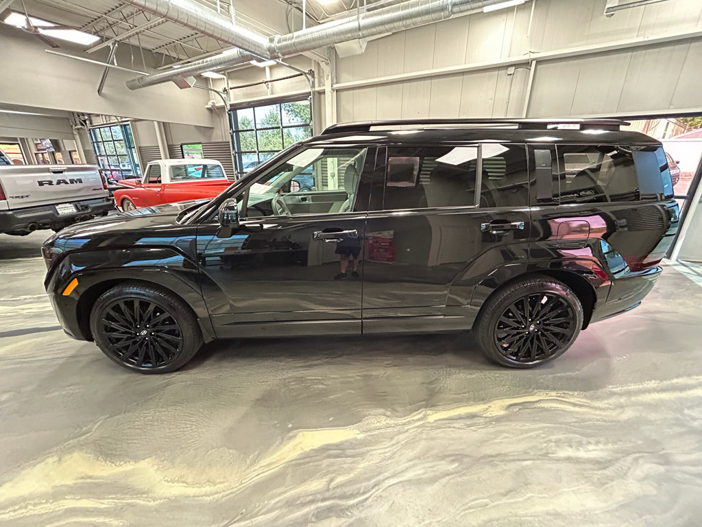 Used 2024 Hyundai Santa Fe Calligraphy AWD/4WD image 41