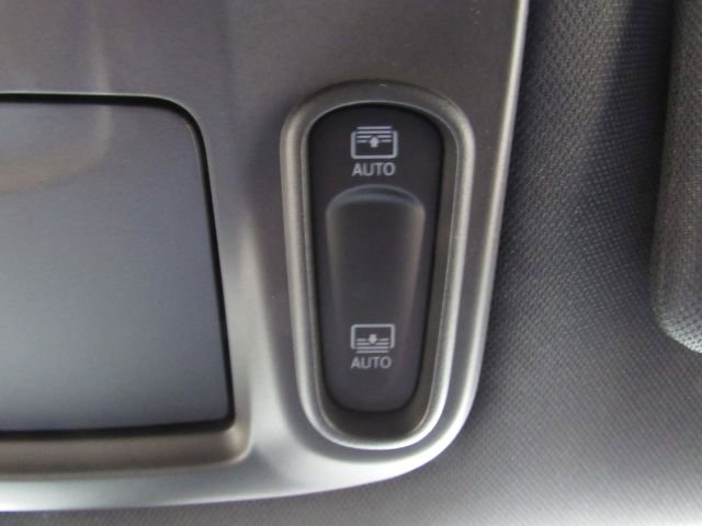 Used 2026 Chrysler Pacifica Limited w/ S Appearance Package image 55