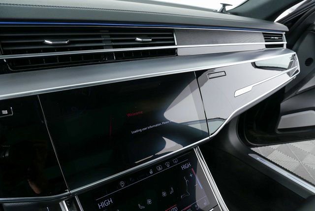 New 2026 Audi A8 L 3.0T image 13