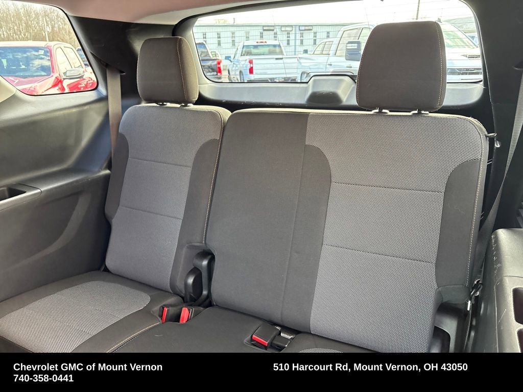 Used 2021 Chevrolet Traverse LT image 32
