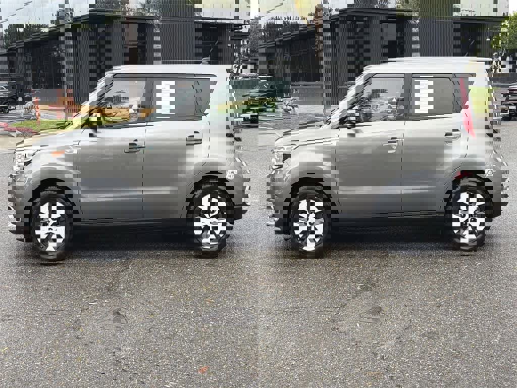 Used 2017 Kia Soul EV-e image 7