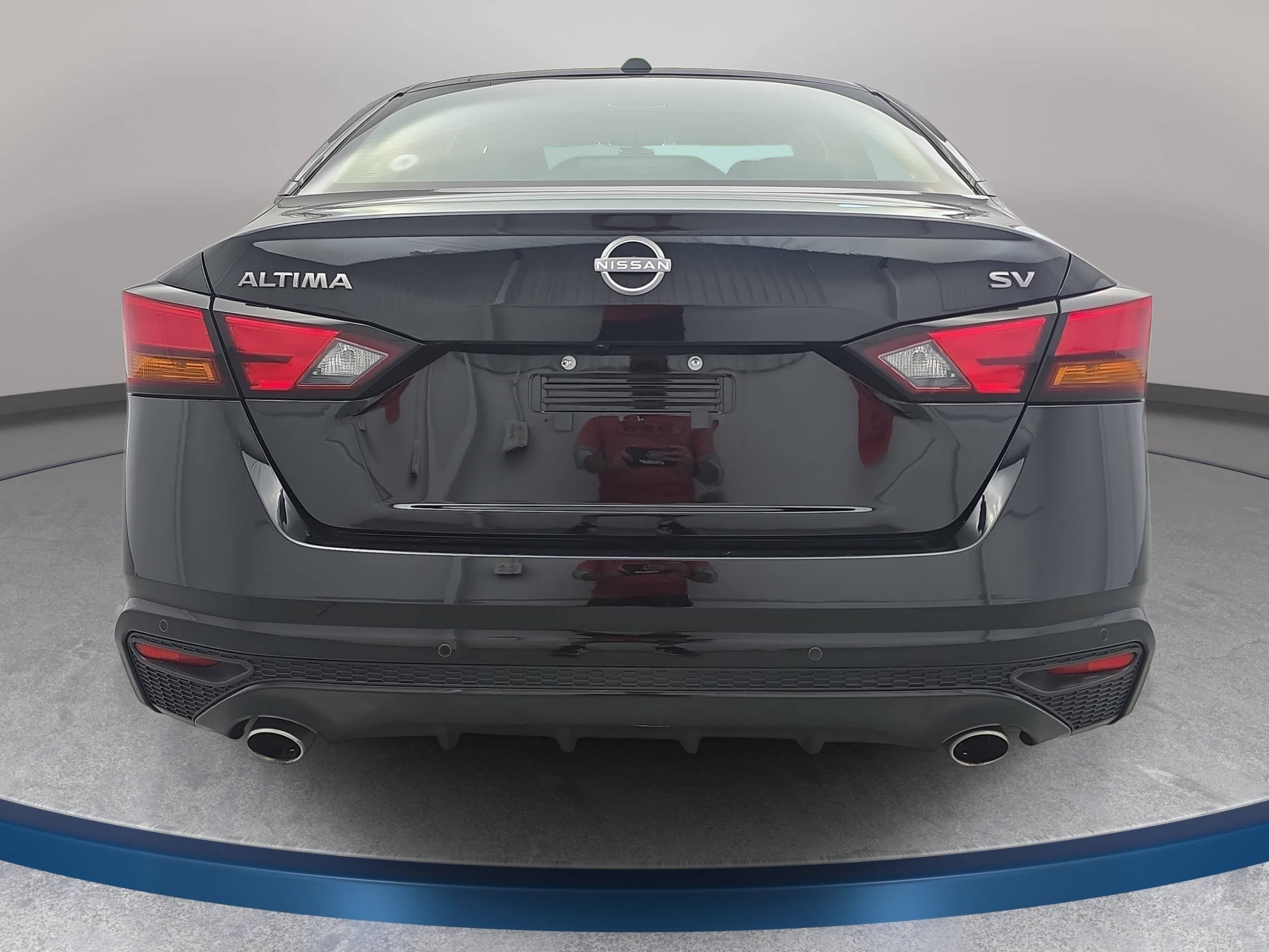 Used 2024 Nissan Altima 2.5 SV w/ SV Premium Package FWD image 6