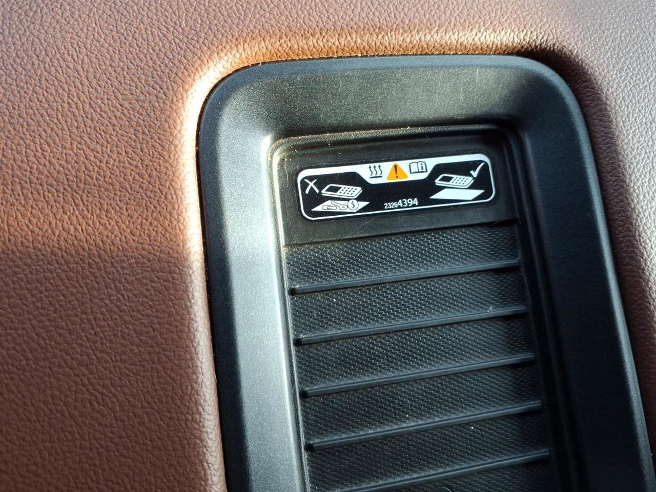 Used 2018 Chevrolet Silverado 1500 High Country image 15