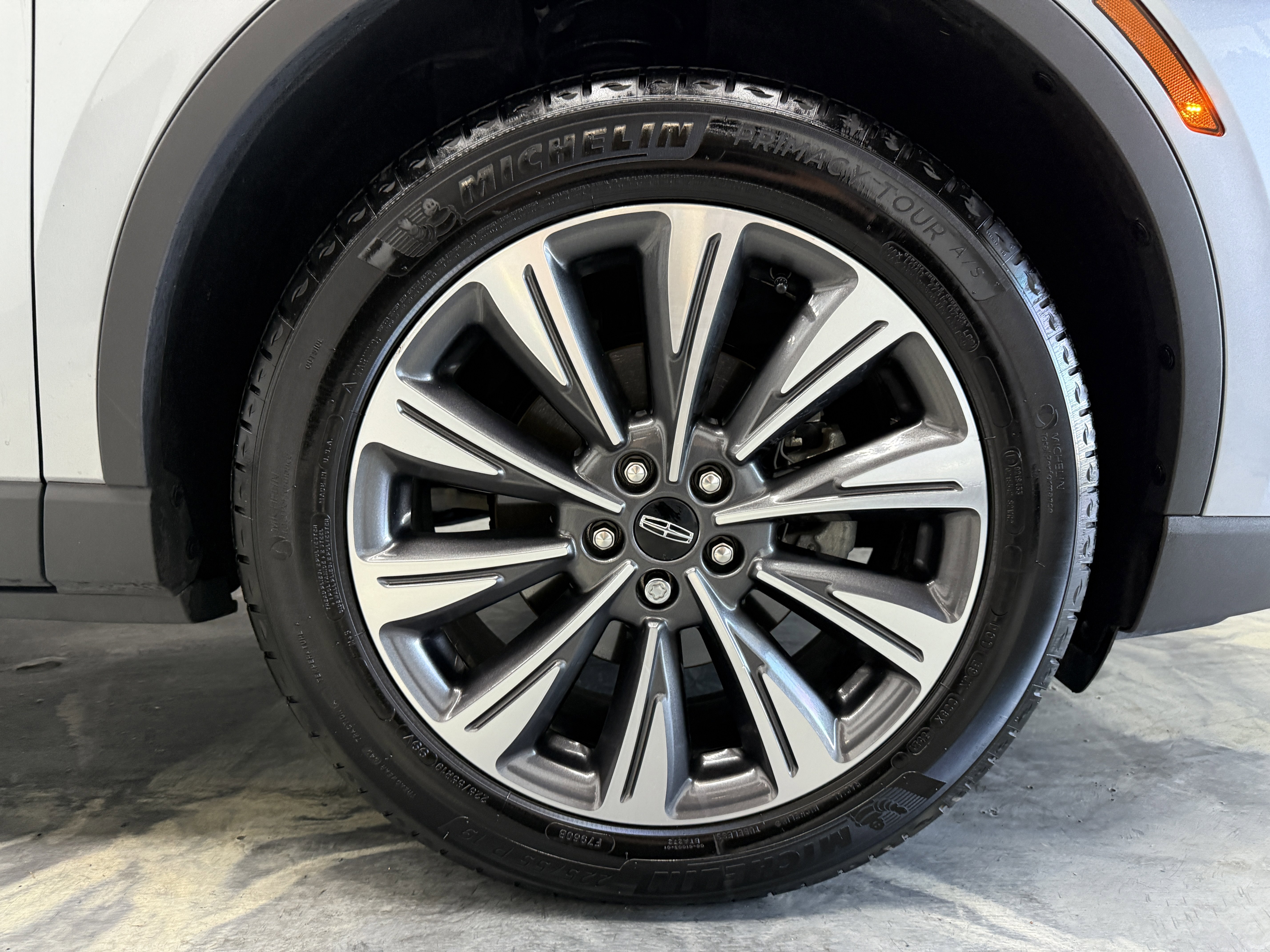 Used 2021 Lincoln Corsair Reserve w/ Elements Package image 33