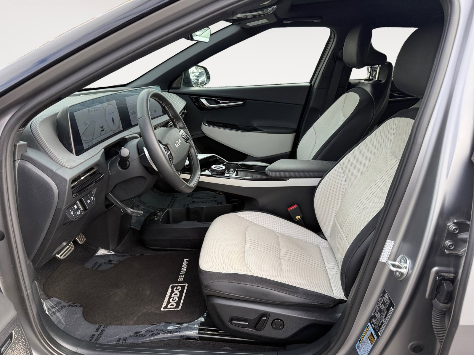 Used 2023 Kia EV6 GT-Line w/ GT-Line White Seat Package image 10