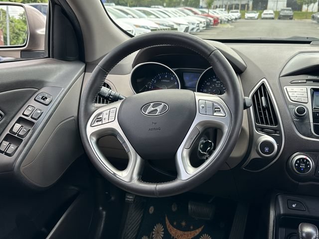 Used 2013 Hyundai Tucson GLS FWD image 16