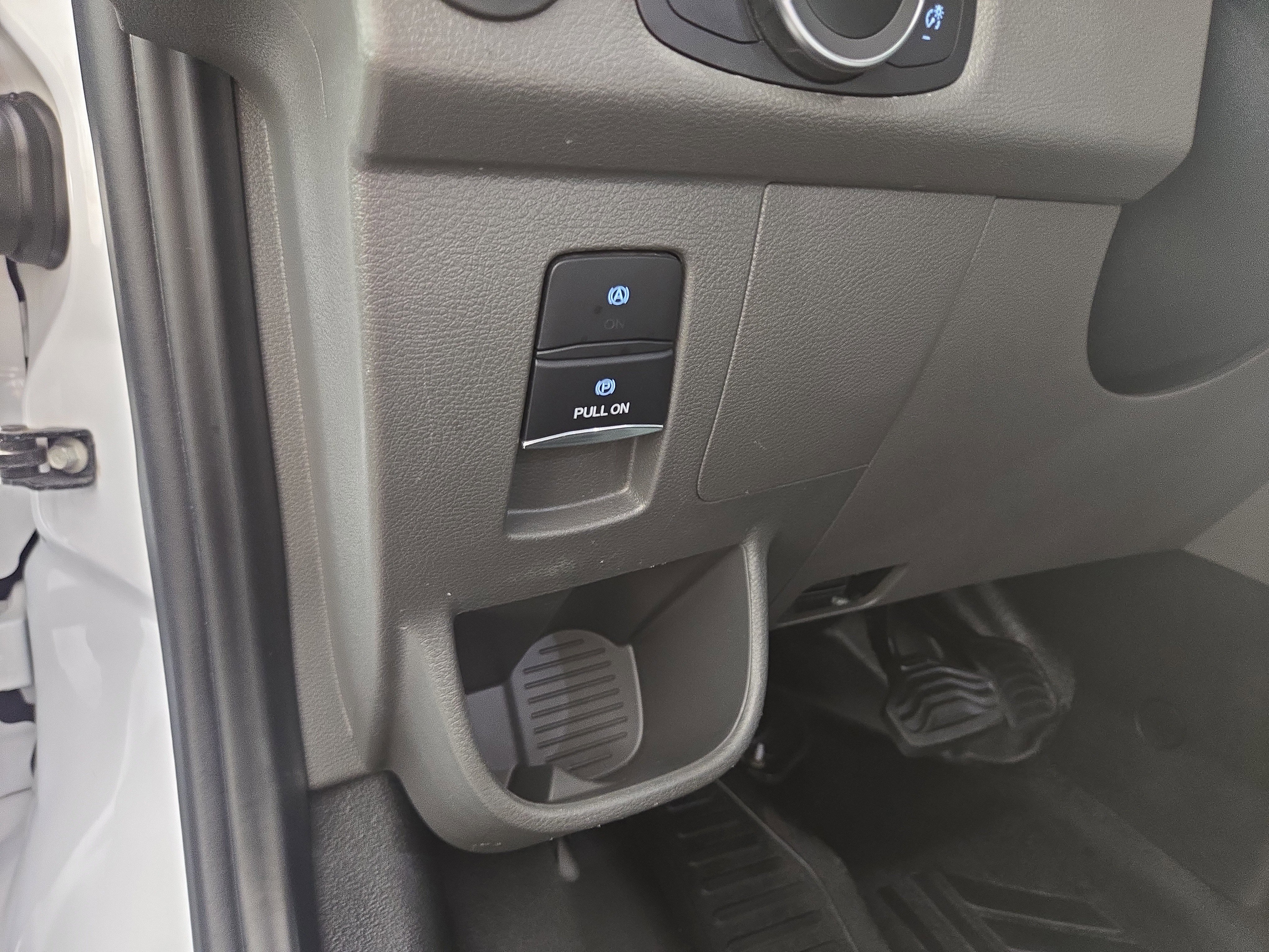 Used 2024 Ford Transit 250 Low Roof AWD w/ Exterior Upgrade Package image 26