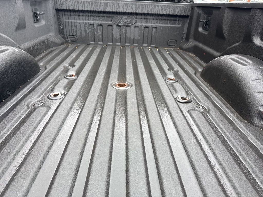 Used 2018 Ford F350 Lariat w/ Chrome Package image 30