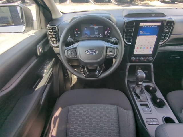Used 2025 Ford Ranger XLT w/ Black Appearance Package RWD image 18