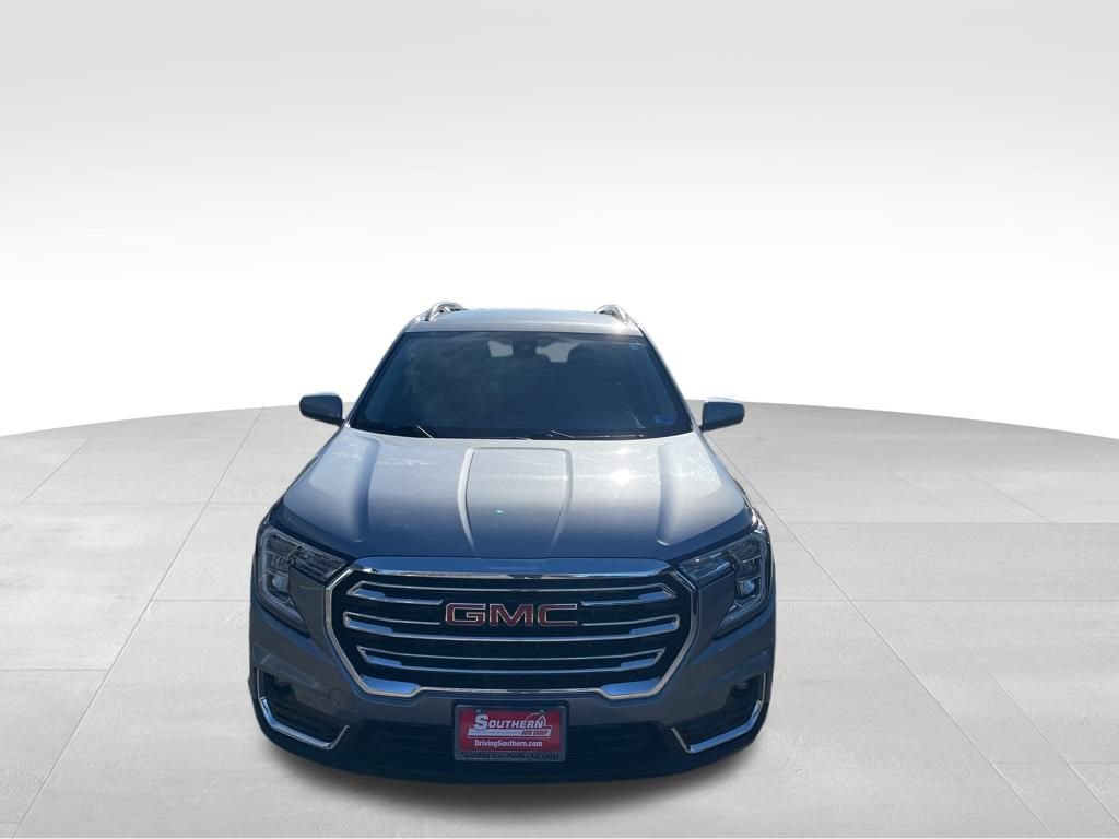 Used 2024 GMC Terrain SLT image 4