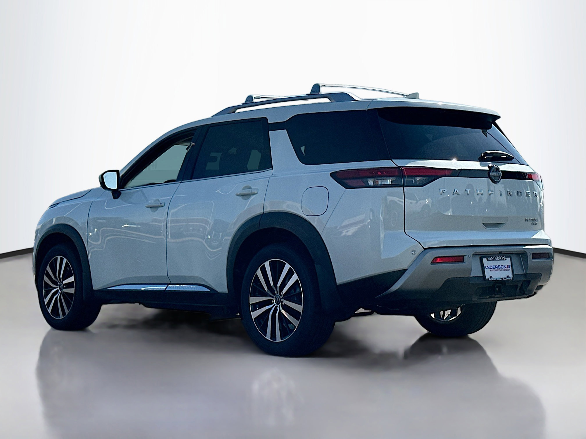 Certified 2024 Nissan Pathfinder Platinum w/ Cargo Package image 13