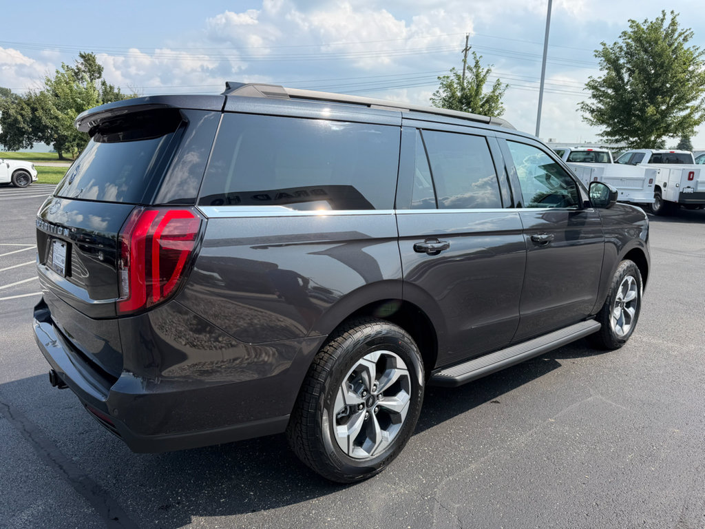 New 2027 Ford Expedition Active AWD/4WD image 6
