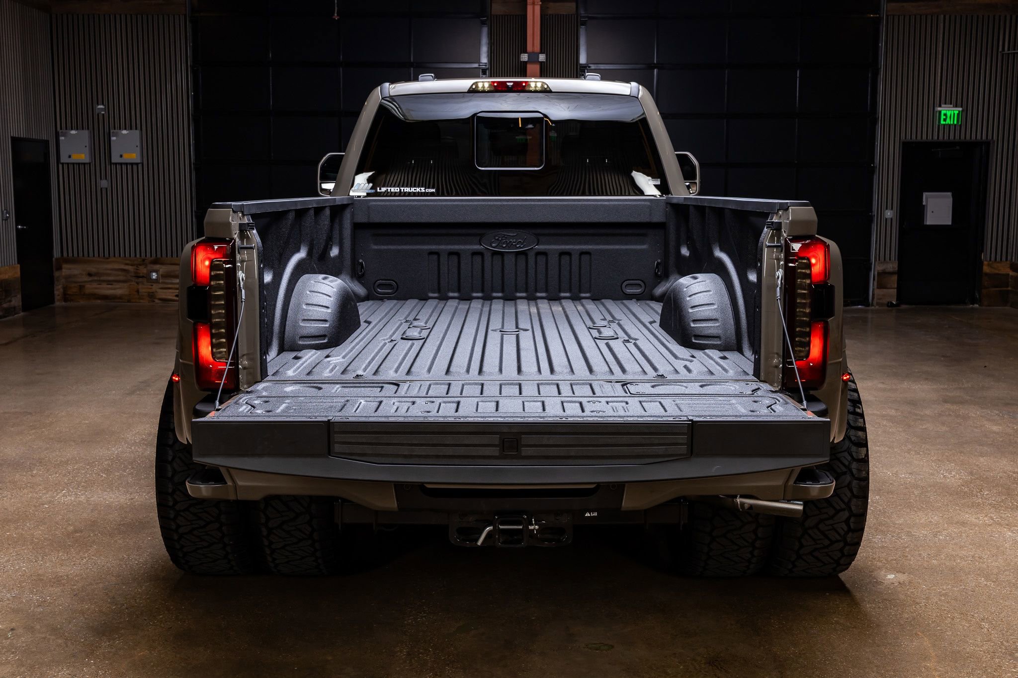 Used 2026 Ford F450 King Ranch w/ Chrome Package AWD/4WD image 9