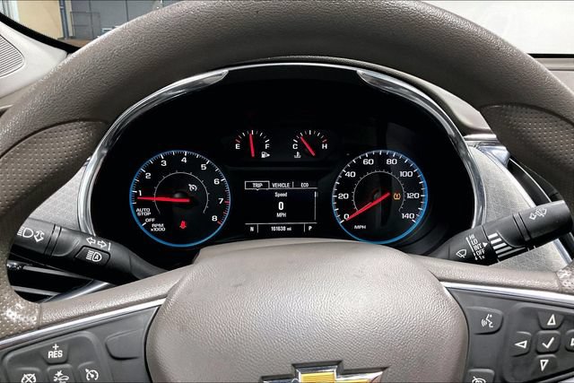 Used 2020 Chevrolet Malibu LT FWD image 12