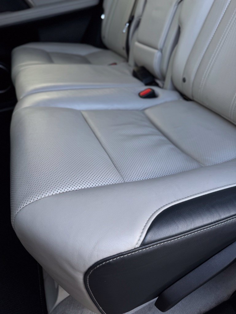 Used 2019 Lexus RX 450h AWD w/ Navigation Package image 38