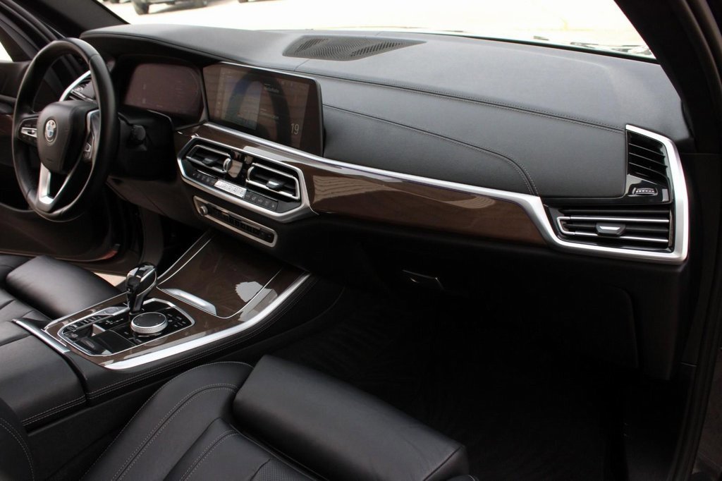 Used 2021 BMW X5 sDrive40i w/ Convenience Package image 11