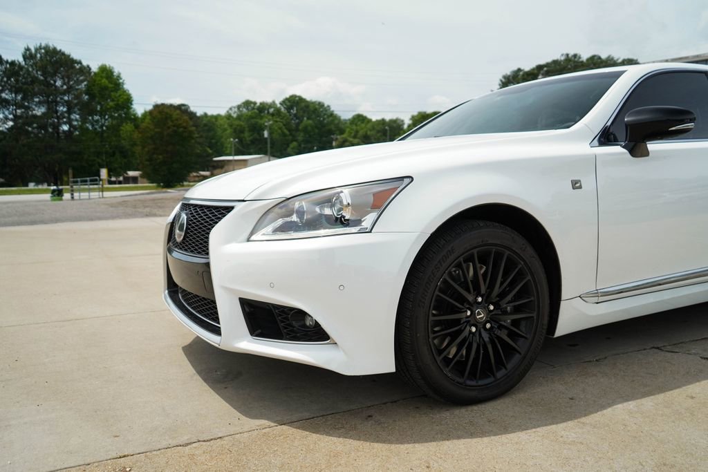 Used 2015 Lexus LS 460 RWD image 17