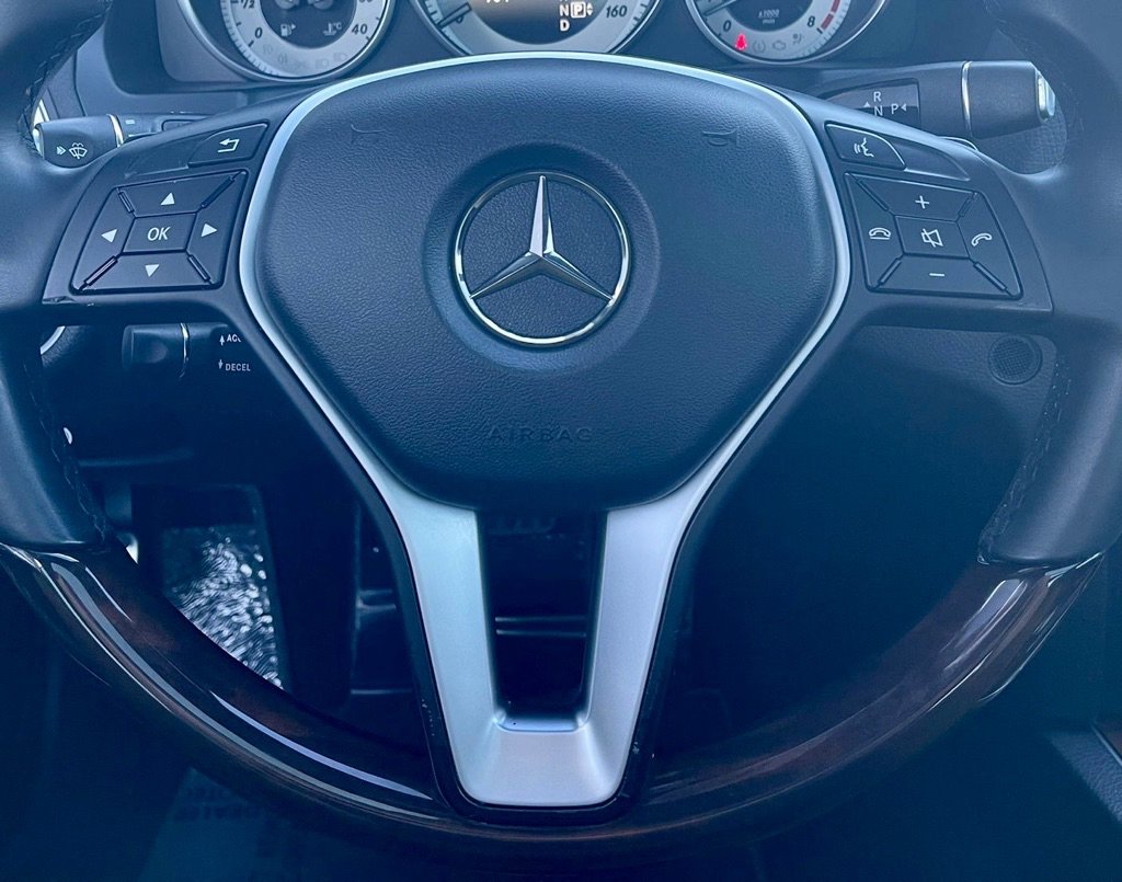 Used 2014 Mercedes-Benz E 350 4MATIC Coupe image 19