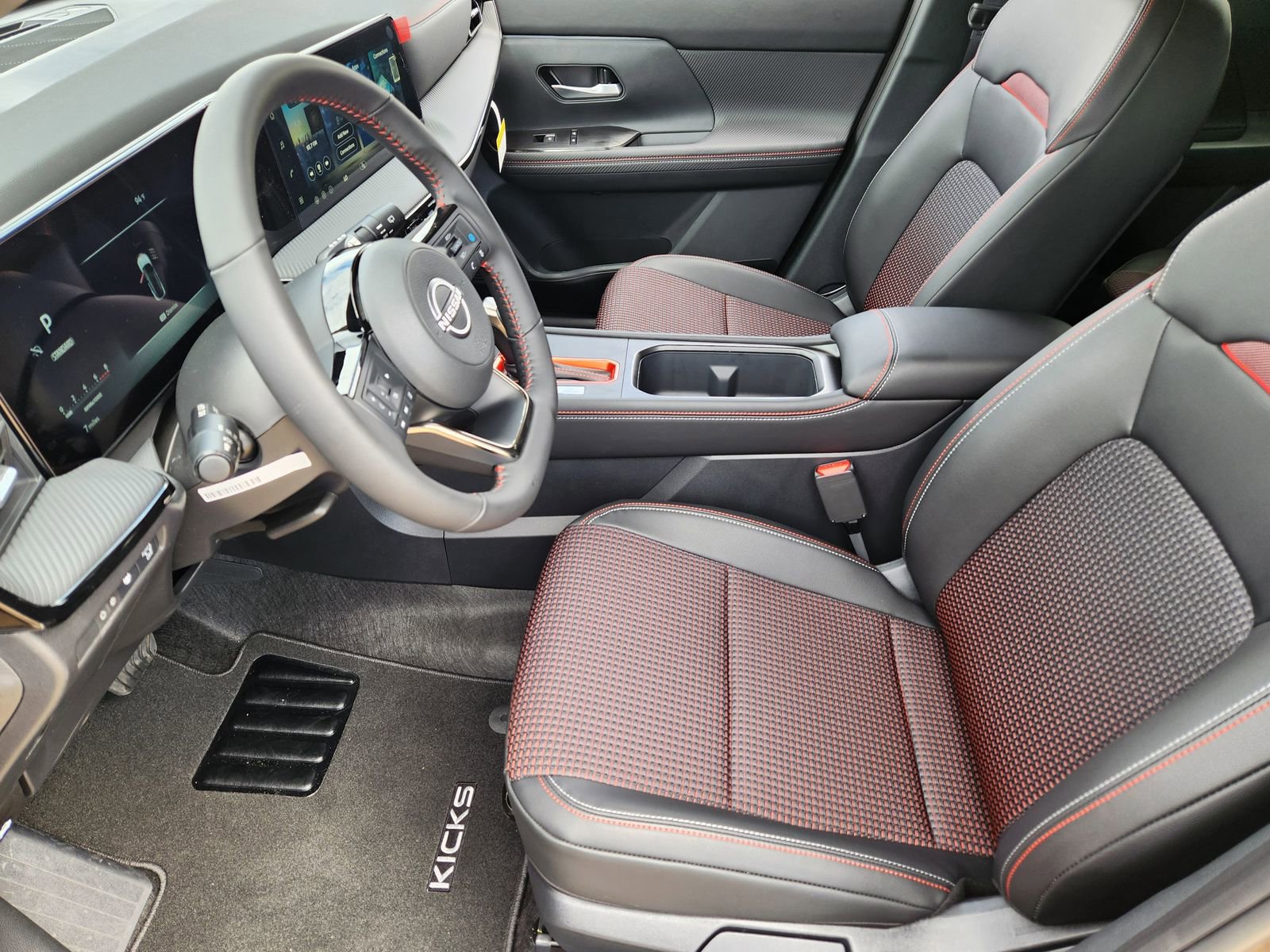 New 2026 Nissan Kicks SR w/ Illumination Package image 13