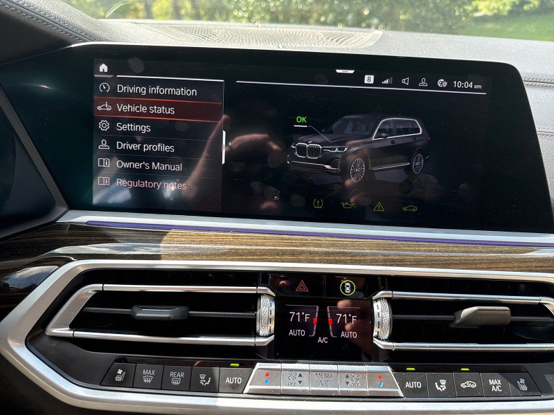 Used 2020 BMW X7 xDrive40i w/ Premium Package AWD/4WD image 45