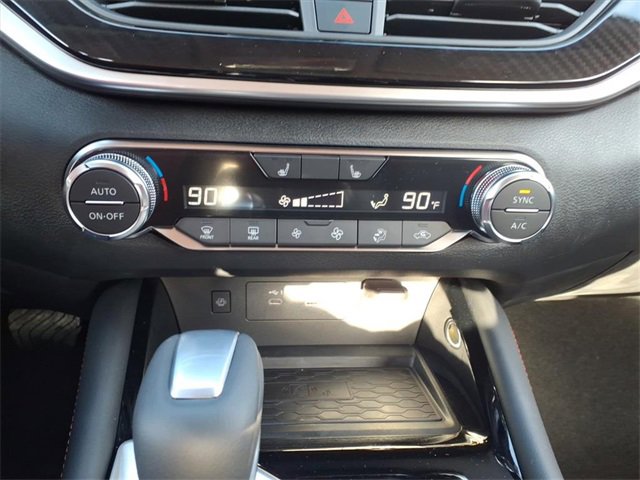 New 2025 Nissan Altima 2.5 SR image 15